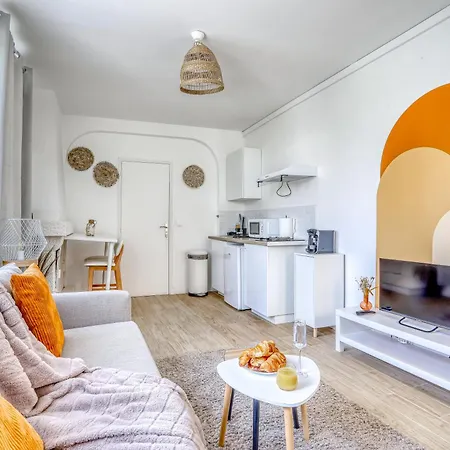 Апартаменты Le Sunrise Boheme - Studio Proche Universite Paris 13 Jo Paris 2024 *